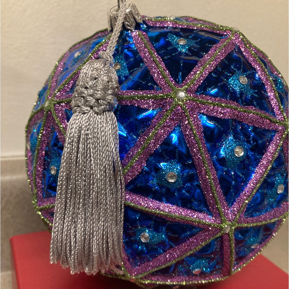 Waterford Times Square Masterpiece Ball NWT 6" around